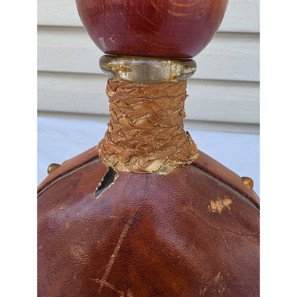 Vintage Mid Century Italian Leather Decanter Lion Head Italy Made Barware Decor - Picture 4 of 11